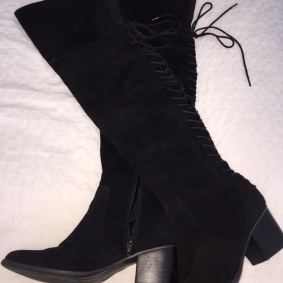 Prada fringe purse......Hector boots 7.5 size - Picture 4 of 8